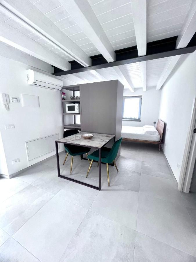 Absentia 1763 Garda Boutique Home - Lake Front برنزوني سول جاردا المظهر الخارجي الصورة
