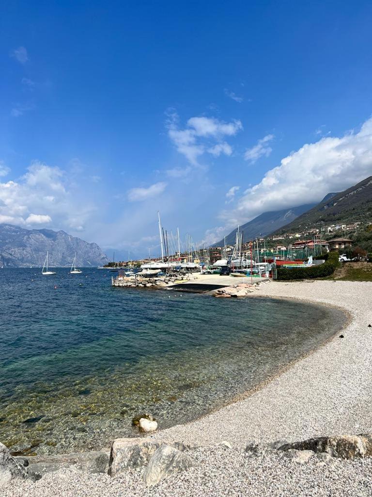 Absentia 1763 Garda Boutique Home - Lake Front برنزوني سول جاردا المظهر الخارجي الصورة